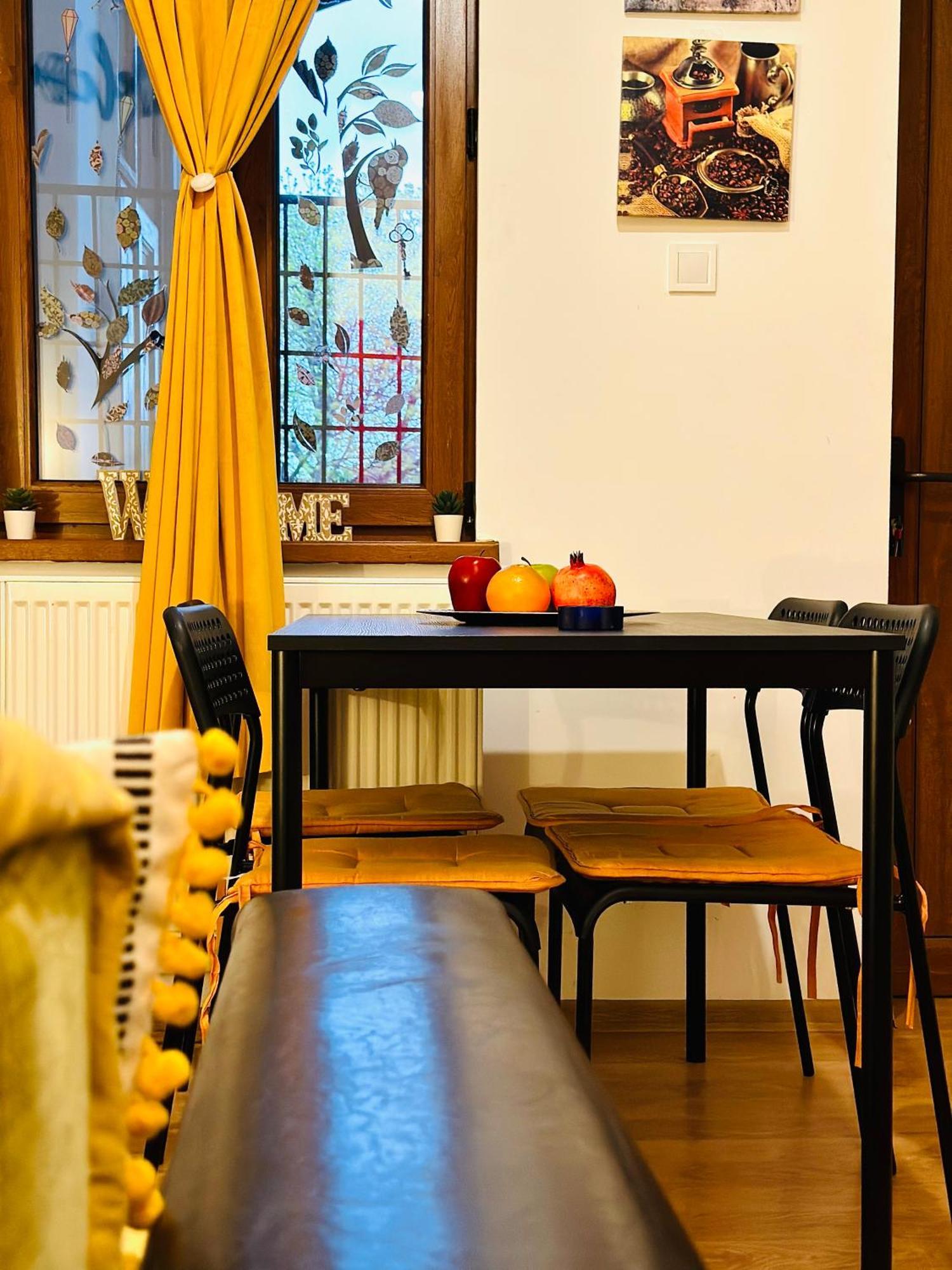 Stay Inn Central Braszów Zewnętrze zdjęcie