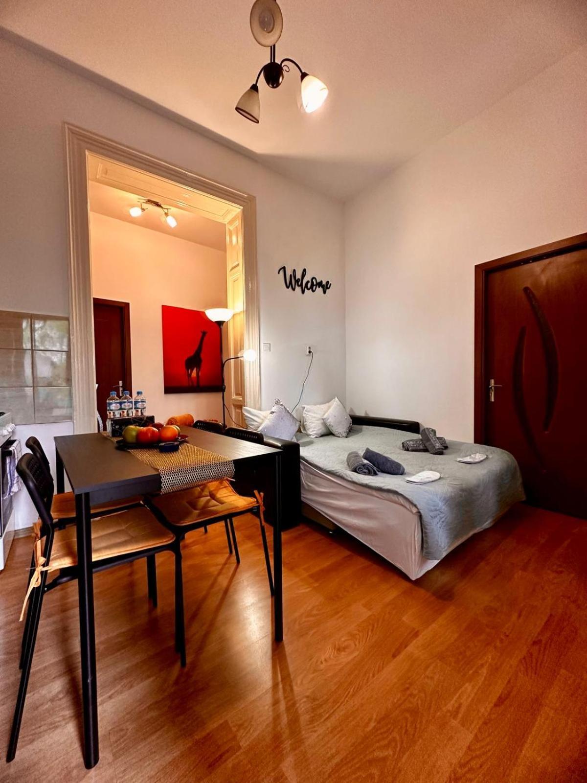 Stay Inn Central Braszów Zewnętrze zdjęcie